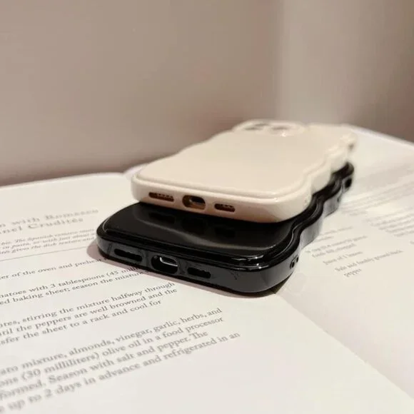 Fabspark iPhone 16 Phone Case BLACK Soft Silicone Simple Wave Design Wavy Cover - Picture 3 of 6